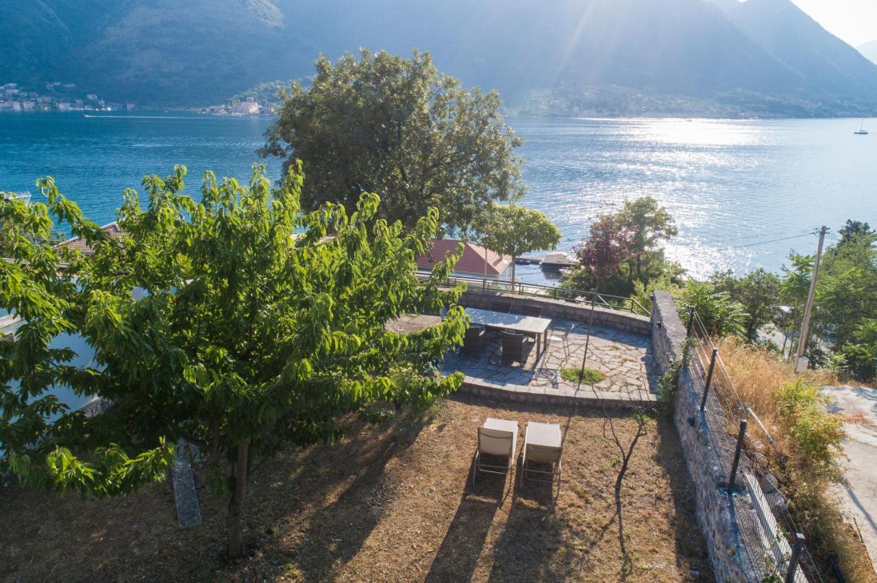Villa Biskupovic With Stunning Views Kotor Luaran gambar