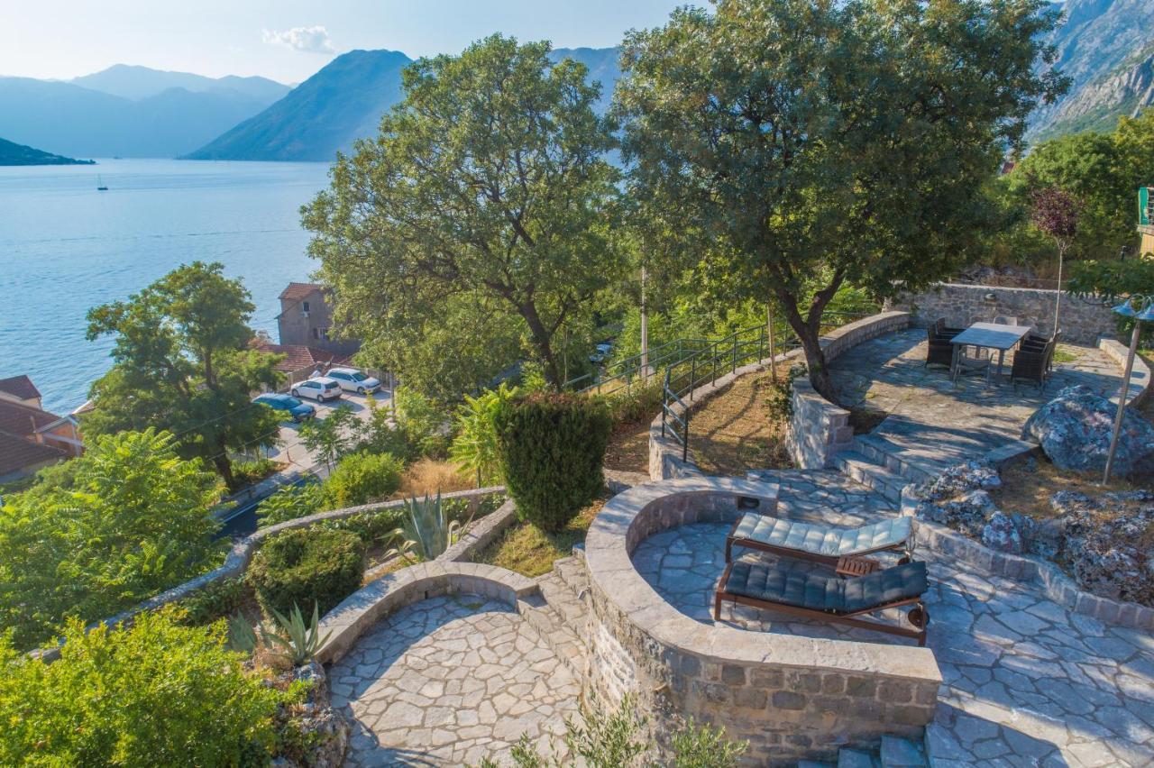 Villa Biskupovic With Stunning Views Kotor Luaran gambar