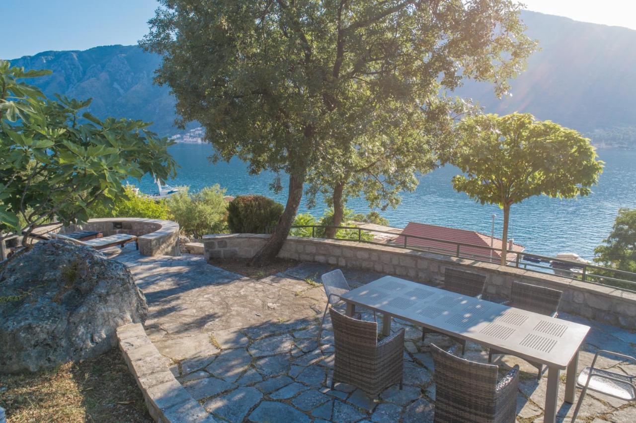 Villa Biskupovic With Stunning Views Kotor Luaran gambar